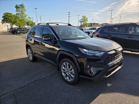 Used 2025 Toyota RAV4 XLE Premium image 3
