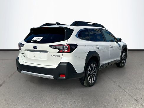 Used 2023 Subaru Outback Limited image 7