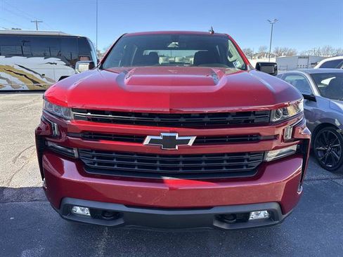 Used 2021 Chevrolet Silverado 1500 RST image 2