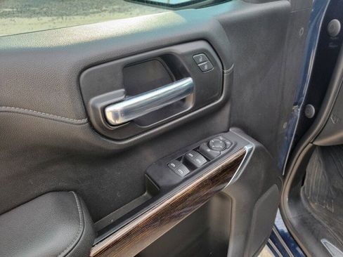 Used 2020 GMC Sierra 1500 Elevation w/ Elevation Value Package image 13