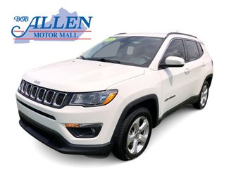 Used 2018 Jeep Compass Latitude image 1