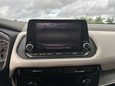 Used 2022 Nissan Rogue SV image 24