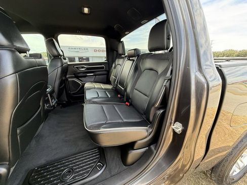 Used 2024 RAM 1500 Laramie image 10