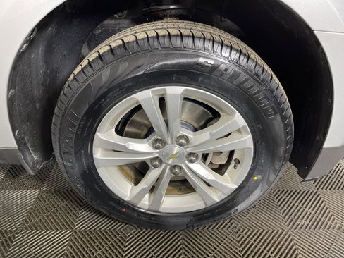 Used 2017 Chevrolet Equinox LS image 6