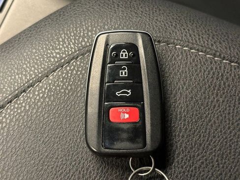 Used 2023 Toyota Camry XSE image 18