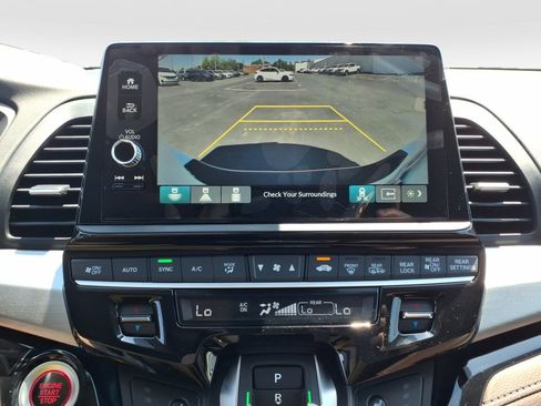 New 2026 Honda Odyssey Touring image 15