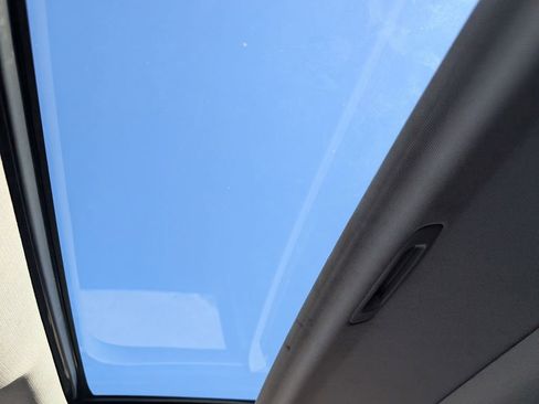 Used 2019 Chevrolet Tahoe LT image 22