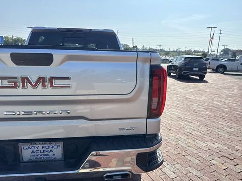 Used 2020 GMC Sierra 1500 SLT w/ SLT Premium Plus Package AWD/4WD image 11