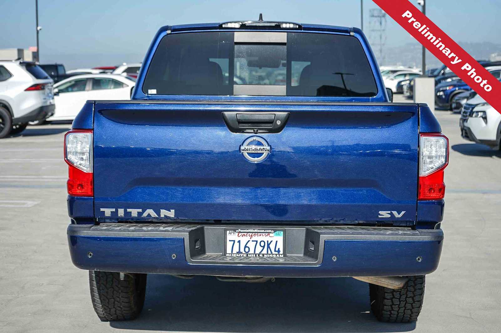 Used 2022 Nissan Titan SV RWD image 7
