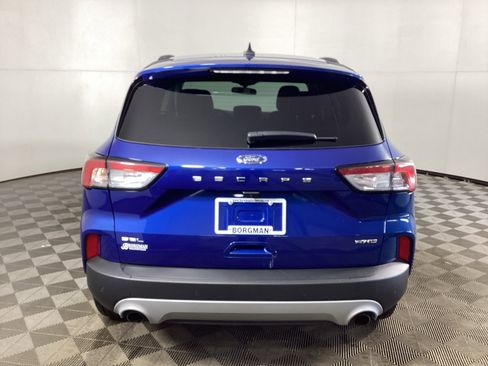 Used 2022 Ford Escape SEL image 3