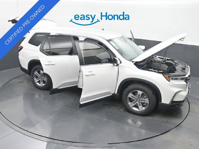 Used 2025 Honda Pilot EX-L image 41