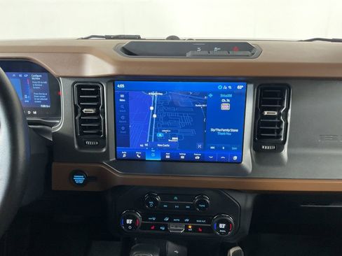 Used 2024 Ford Bronco Outer Banks image 13