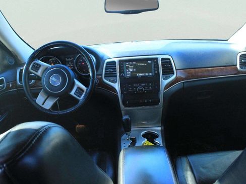 Used 2013 Jeep Grand Cherokee Limited image 6