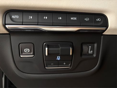 New 2025 Cadillac Escalade ESV Sport w/ Touring Package image 20