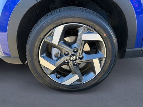 New 2026 Hyundai Venue SEL FWD image 9