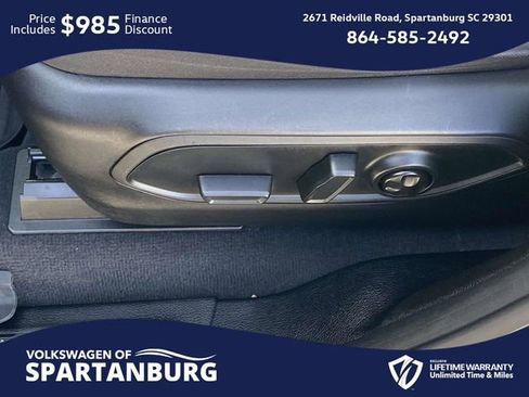 Used 2023 Jeep Grand Cherokee L Laredo image 16