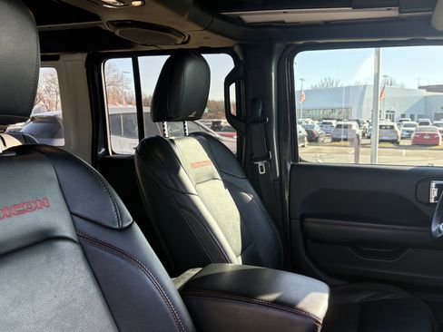 Used 2020 Jeep Wrangler Unlimited Rubicon image 32