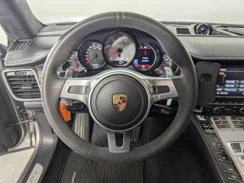 Used 2013 Porsche Panamera GTS image 19