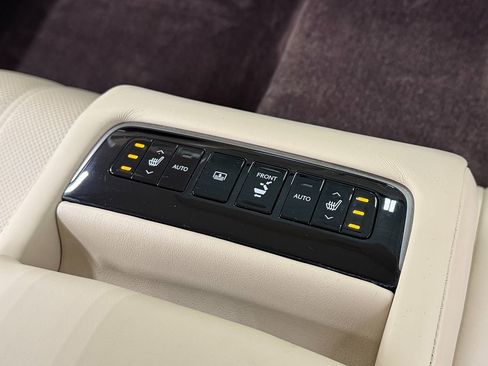 Used 2019 Lexus LS 500 AWD w/ Interior Upgrade Package image 34