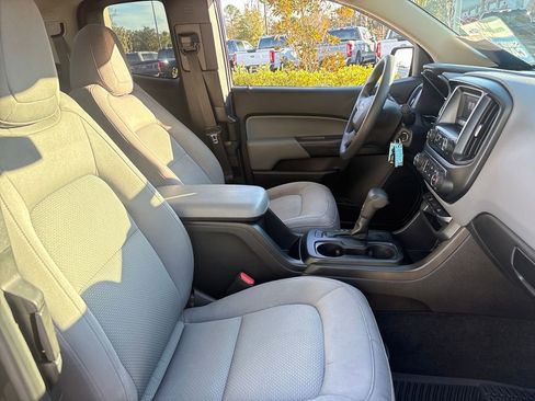 Used 2017 Chevrolet Colorado W/T image 27