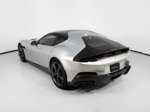Used 2025 Ferrari 12Cilindri RWD image 16