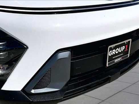 Certified 2025 Hyundai Kona SEL AWD/4WD image 30