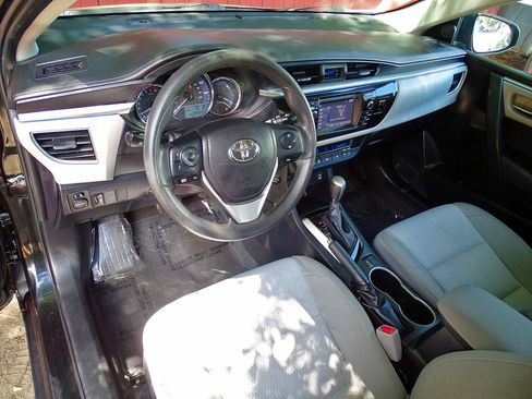Used 2016 Toyota Corolla LE FWD image 21