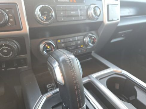 Used 2020 Ford F150 Platinum w/ Equipment Group 701A Luxury AWD/4WD image 15