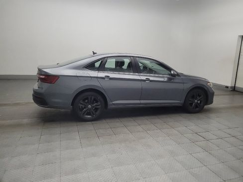 Used 2024 Volkswagen Jetta SE FWD image 10