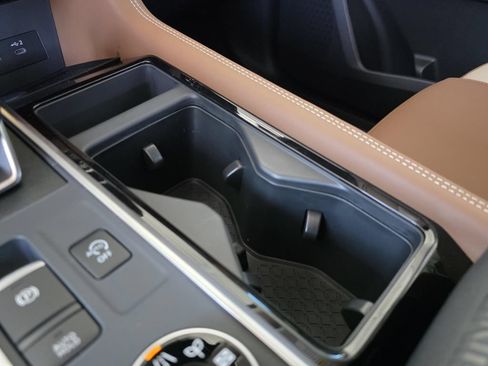 New 2026 Nissan Pathfinder Platinum AWD/4WD image 34