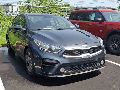 Used 2019 Kia Forte LXS FWD image 2