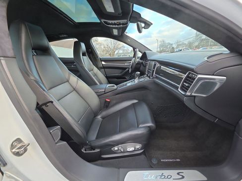 Used 2013 Porsche Panamera Turbo S image 8