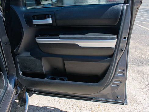 Used 2014 Toyota Tundra SR5 image 35