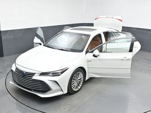 Used 2020 Toyota Avalon Limited w/ Advanced Safety Package image 51