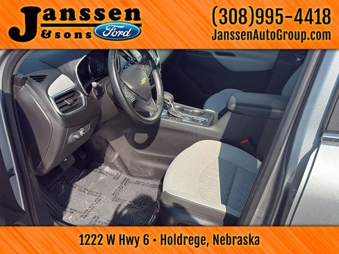 Used 2024 Chevrolet Equinox LT FWD image 12
