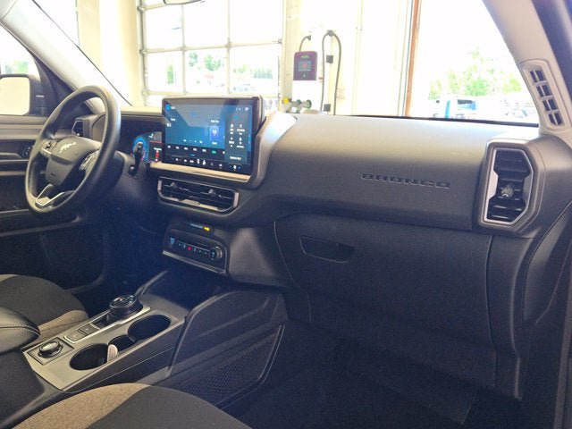 Used 2025 Ford Bronco Sport Big Bend AWD/4WD image 4