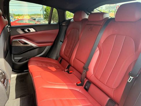 Used 2022 BMW X6 xDrive40i w/ M Sport Package AWD/4WD image 20