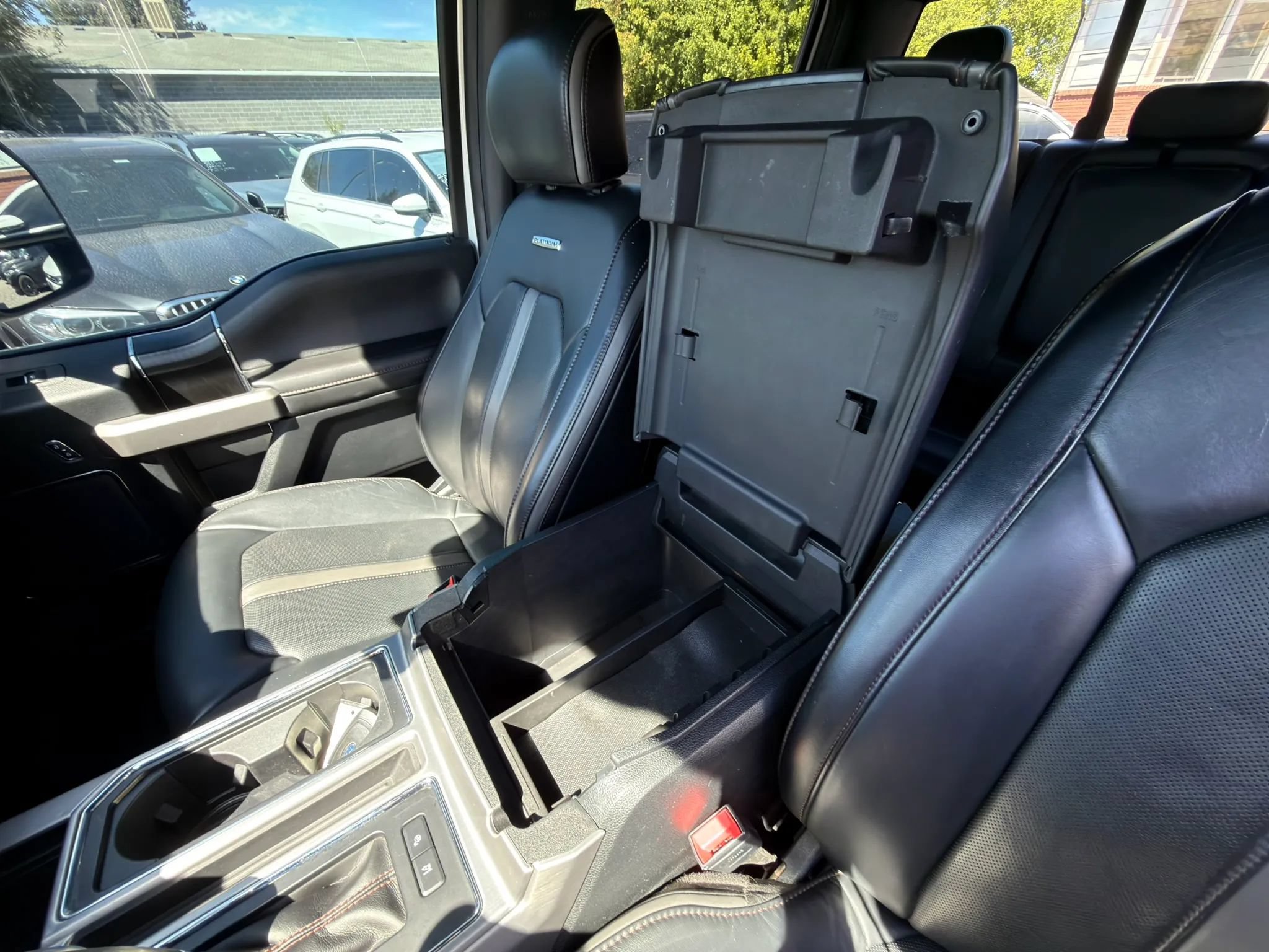 Used 2020 Ford F150 Platinum w/ Equipment Group 701A Luxury AWD/4WD image 31
