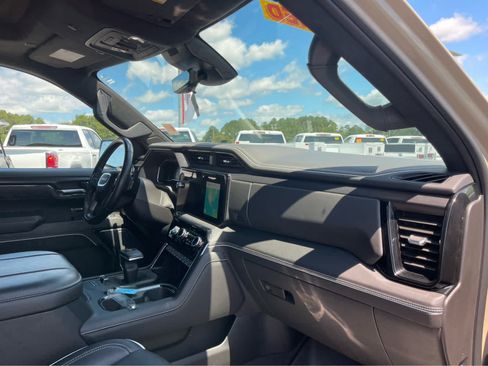 Used 2023 GMC Sierra 1500 AT4X AWD/4WD image 27