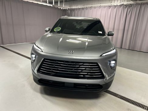 New 2026 Buick Enclave Preferred w/ LPO, Floor Liner Package image 2