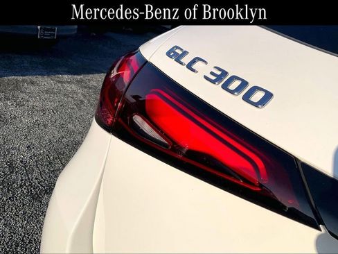 Certified 2025 Mercedes-Benz GLC 300 4MATIC image 27
