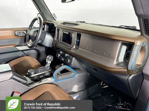 Used 2023 Ford Bronco Outer Banks AWD/4WD image 28