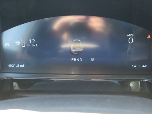 Used 2025 Lincoln Corsair Reserve image 30