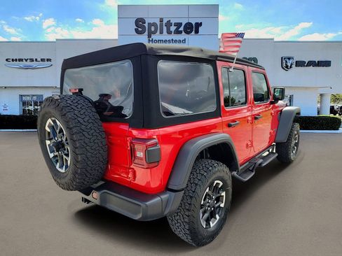 Used 2024 Jeep Wrangler Unlimited Rubicon 4xe image 2