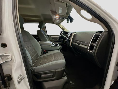 Used 2018 RAM 1500 Big Horn image 31