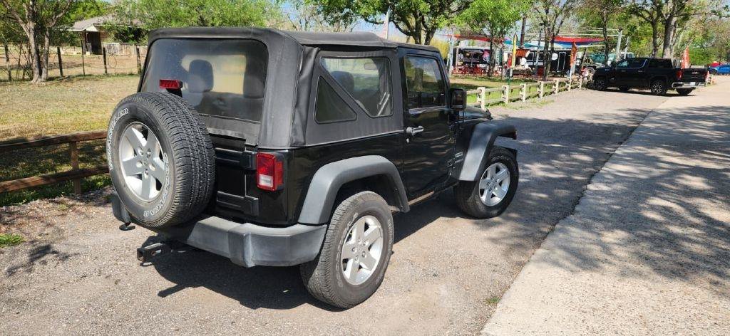 Used 2017 Jeep Wrangler Sport w/ Quick Order Package 23S AWD/4WD image 5