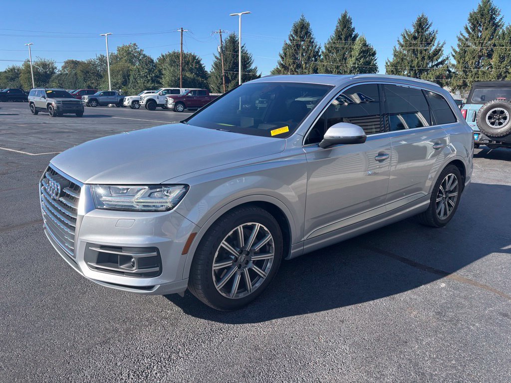 Used 2017 Audi Q7 3.0T Prestige AWD/4WD image 2