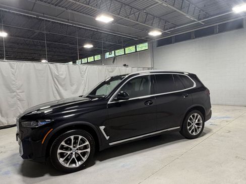 Used 2024 BMW X5 xDrive40i w/ Premium Package AWD/4WD image 14