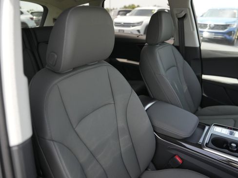 New 2025 Audi Q7 3.0T Premium Plus image 15