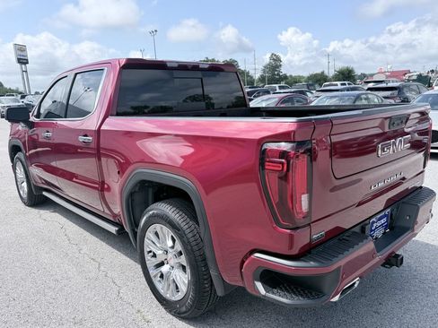 Used 2023 GMC Sierra 1500 Denali w/ Denali Carbonpro Edition AWD/4WD image 7